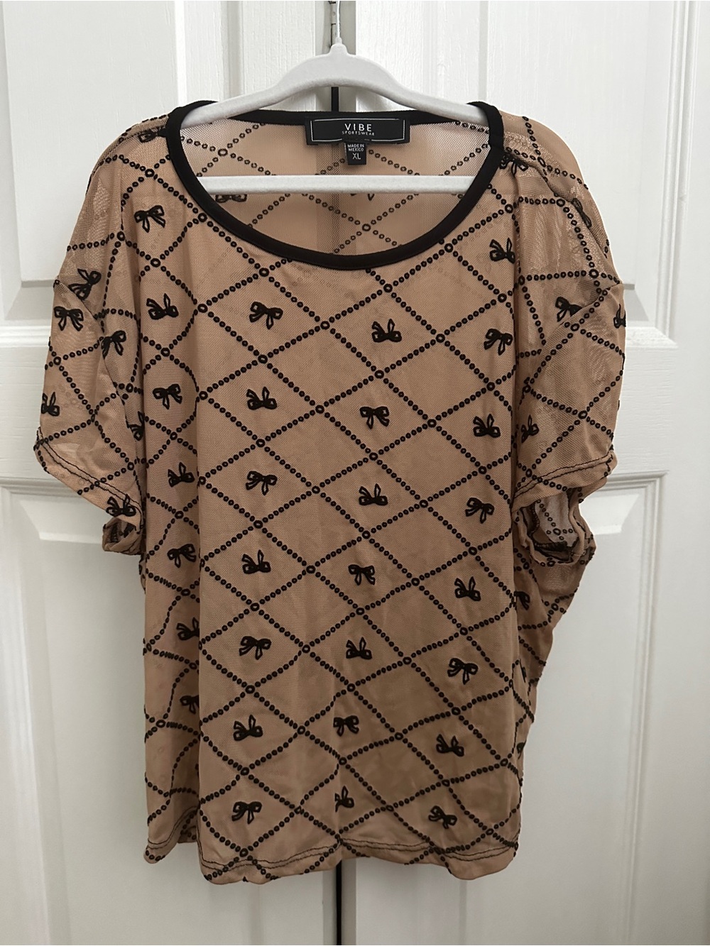 Vibe Beige Top with Black Bow Diamond Print
